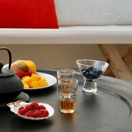 Hideaway With Modernist Design Appartement