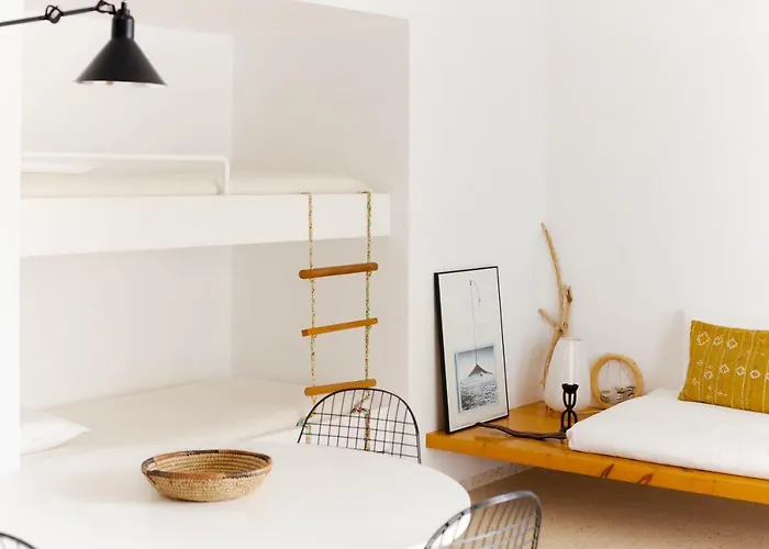 Hideaway With Modernist Design