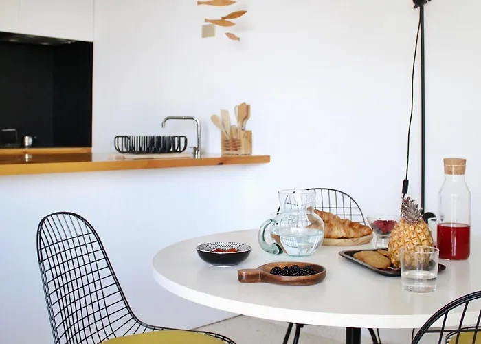 Hideaway With Modernist Design Apartment