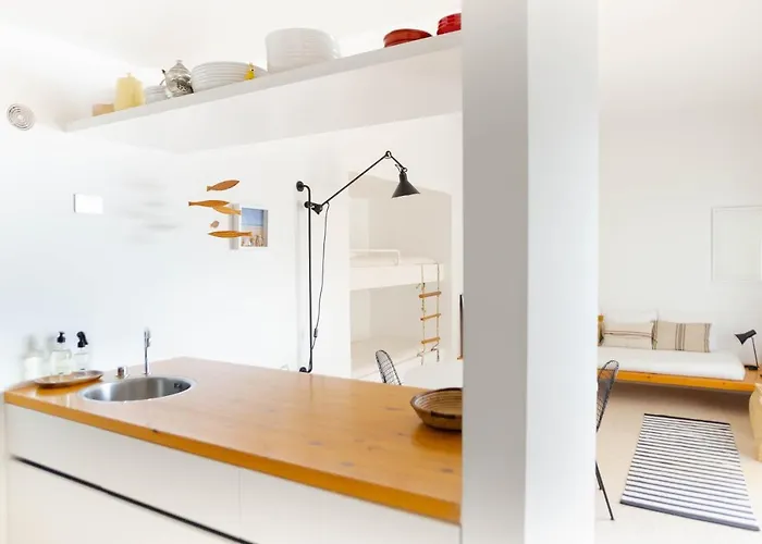 Hideaway With Modernist Design